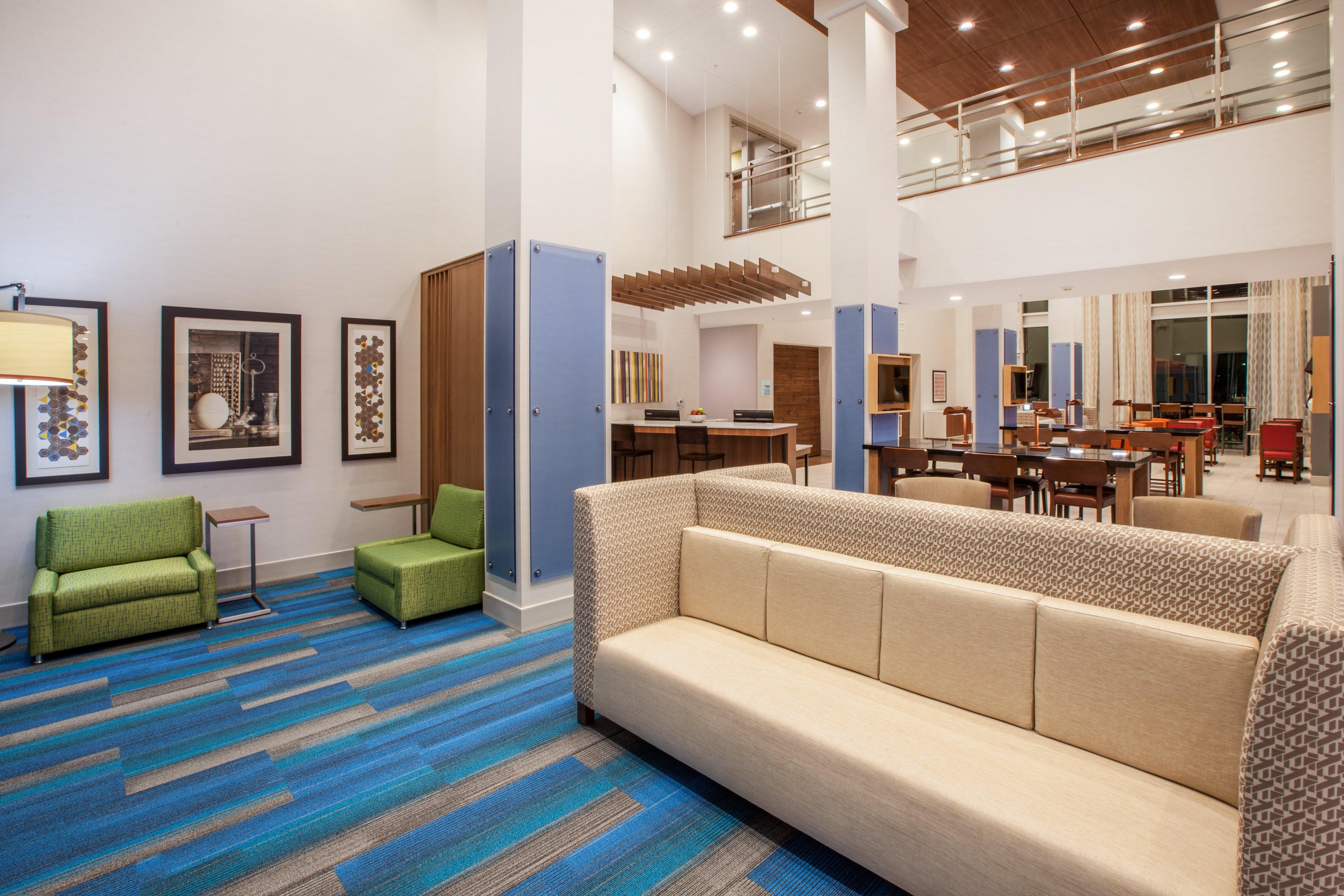 Holiday Inn Express & Suites - Indianapolis Ne - Ноблсвілл Екстер'єр фото